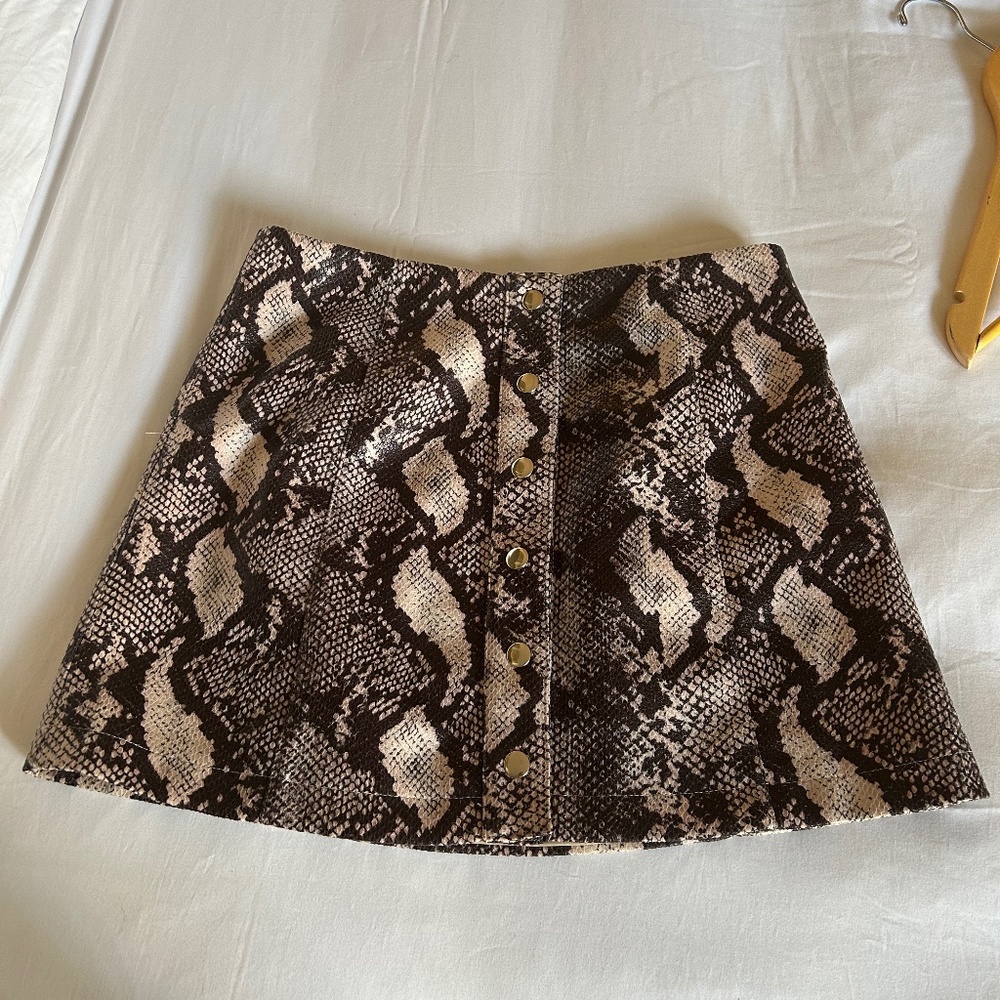 urban outfitters alligator skirt